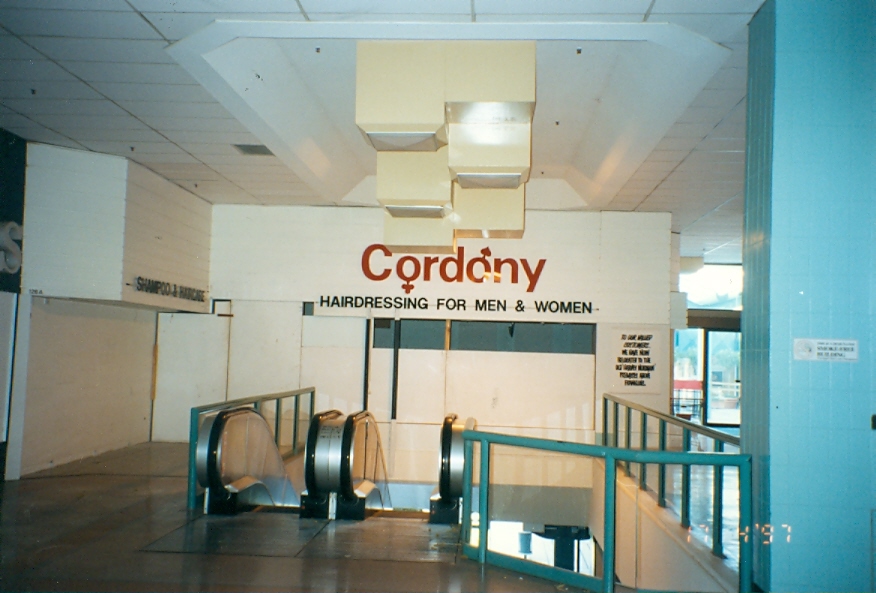 Warringah Mall prior to the first major renovations in 1998