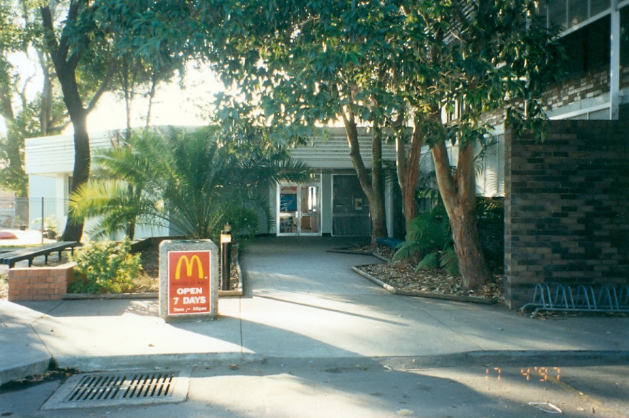 Warringah Mall prior to the first major renovations in 1998