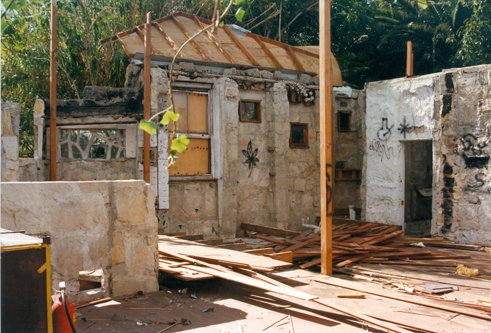 Demolition of 'Zanania', 159 Headland Road, North Curl Curl