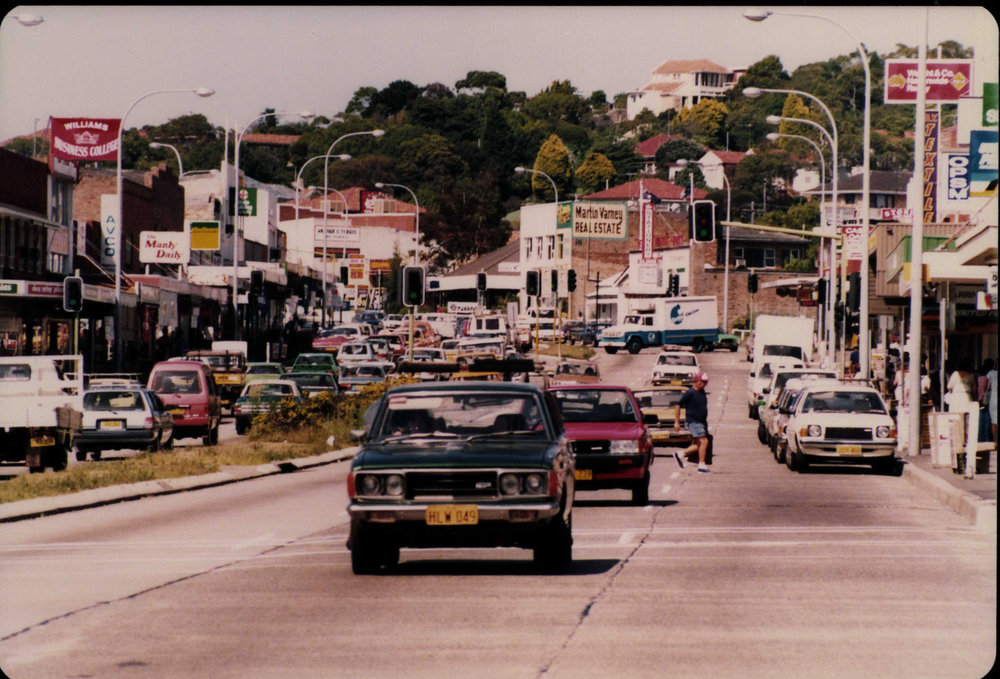 Pittwater Road Dee Why, 1985