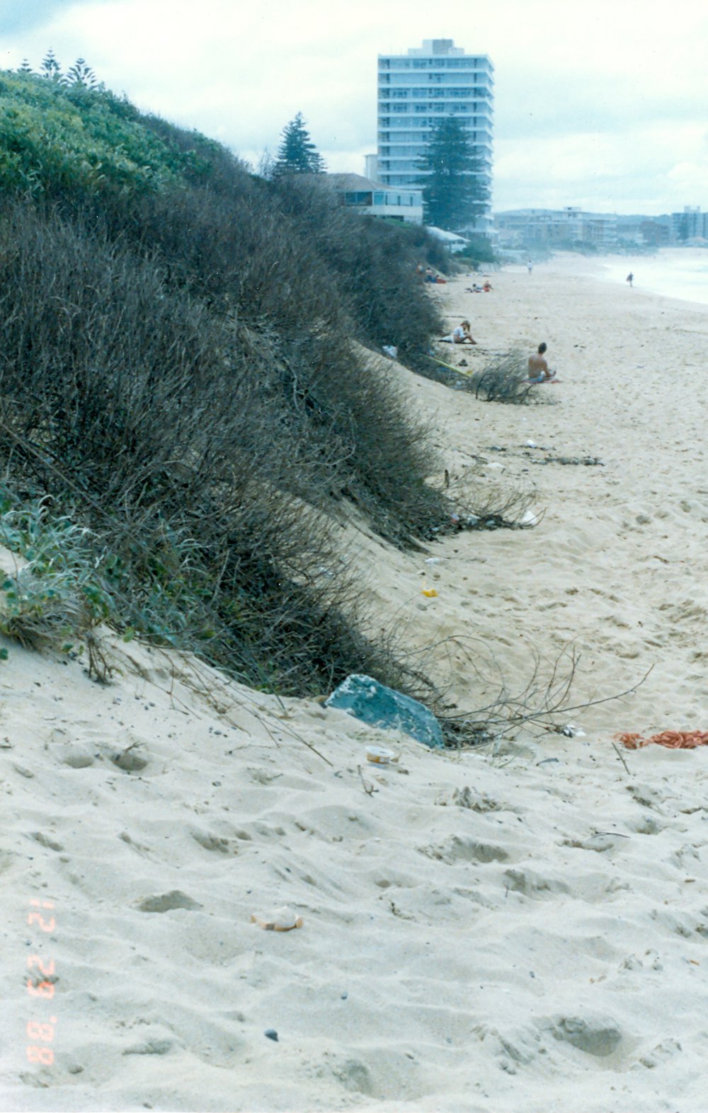 Collaroy Beach looking north 1988