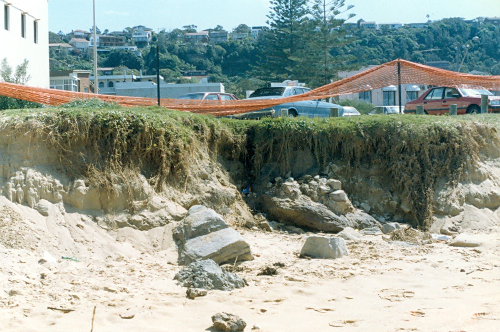 Collaroy Beach erosion after storm 1988