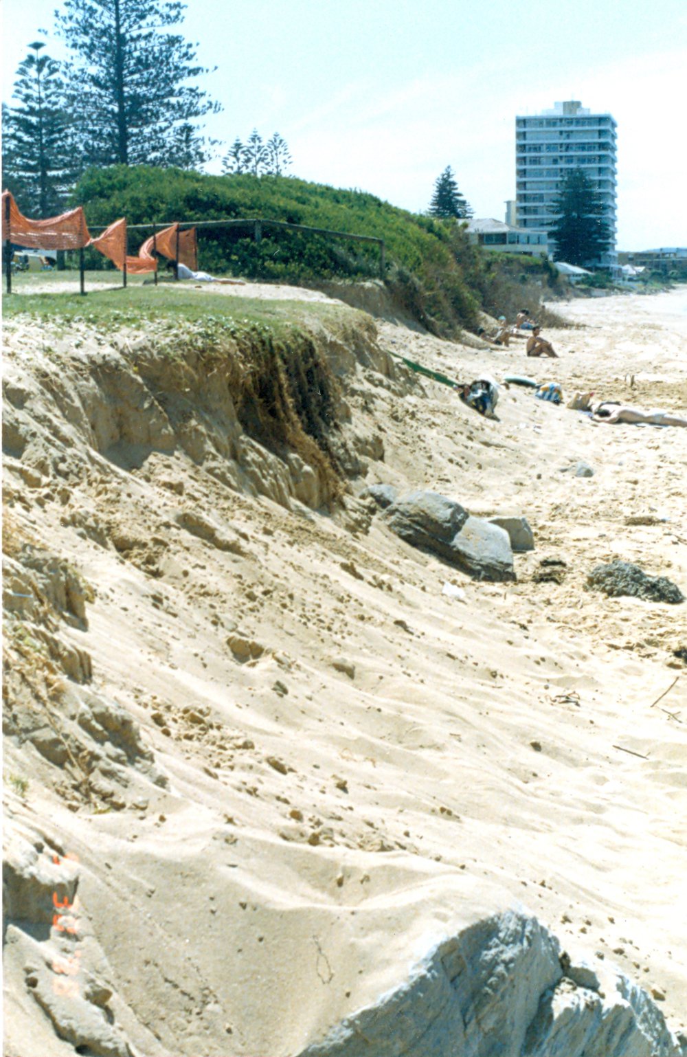 Collaroy Beach erosion after storm 1988
