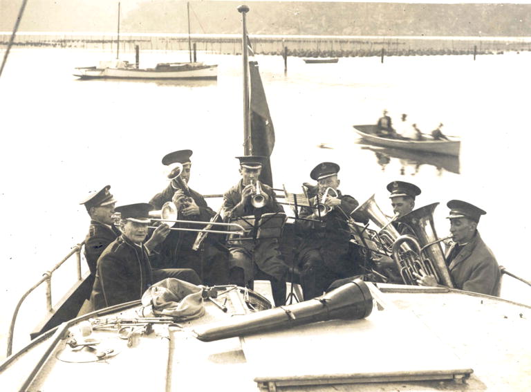 Wedding of Dulcie Windybank to Laurence Kell with Hornsby Brass Band