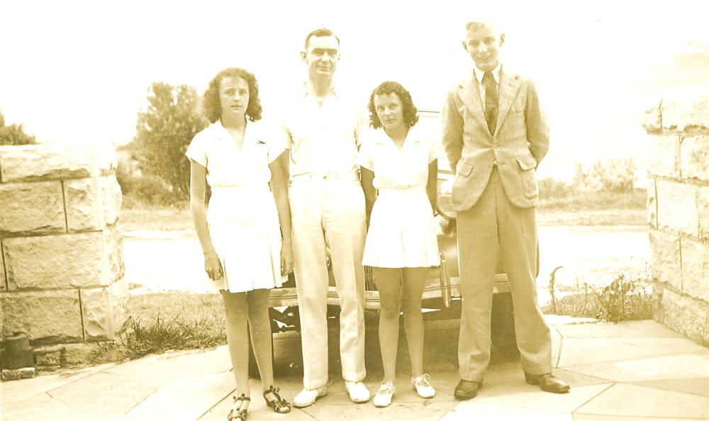 Stormon family, 8 Eastbank Avenue, Collaroy