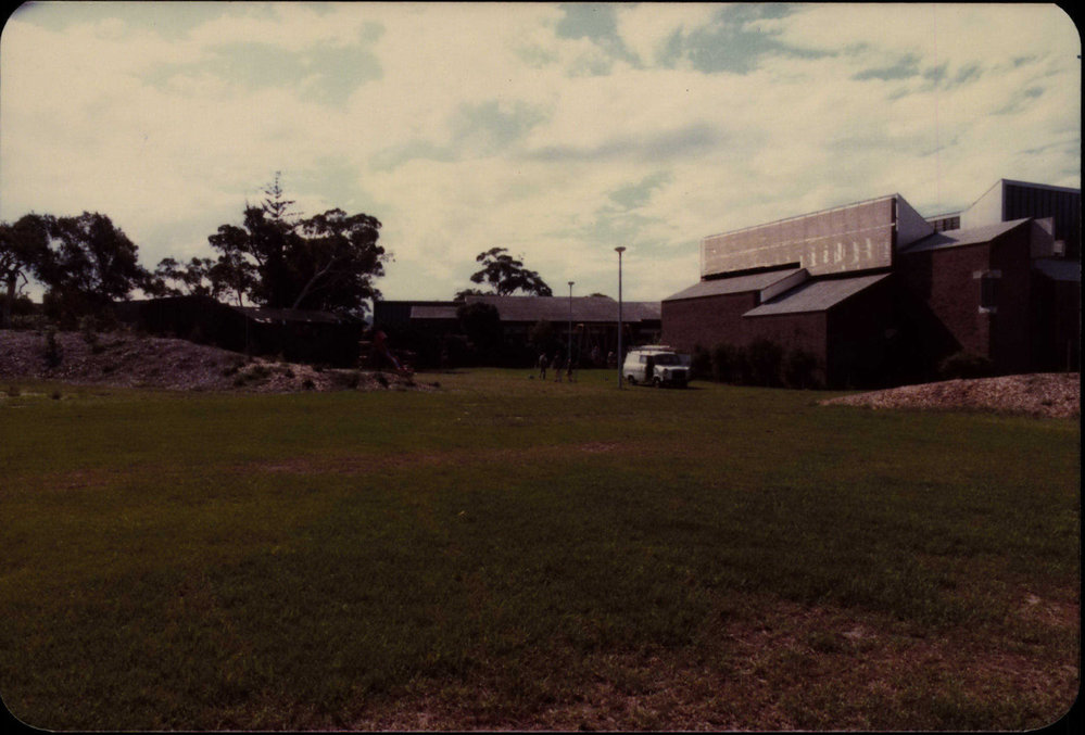 Mona Vale Village Park and Mona Vale Library