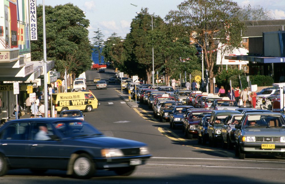 Howard Avenue, Dee Why