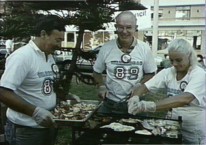 Australia Day breakfast, Dee Why Beach