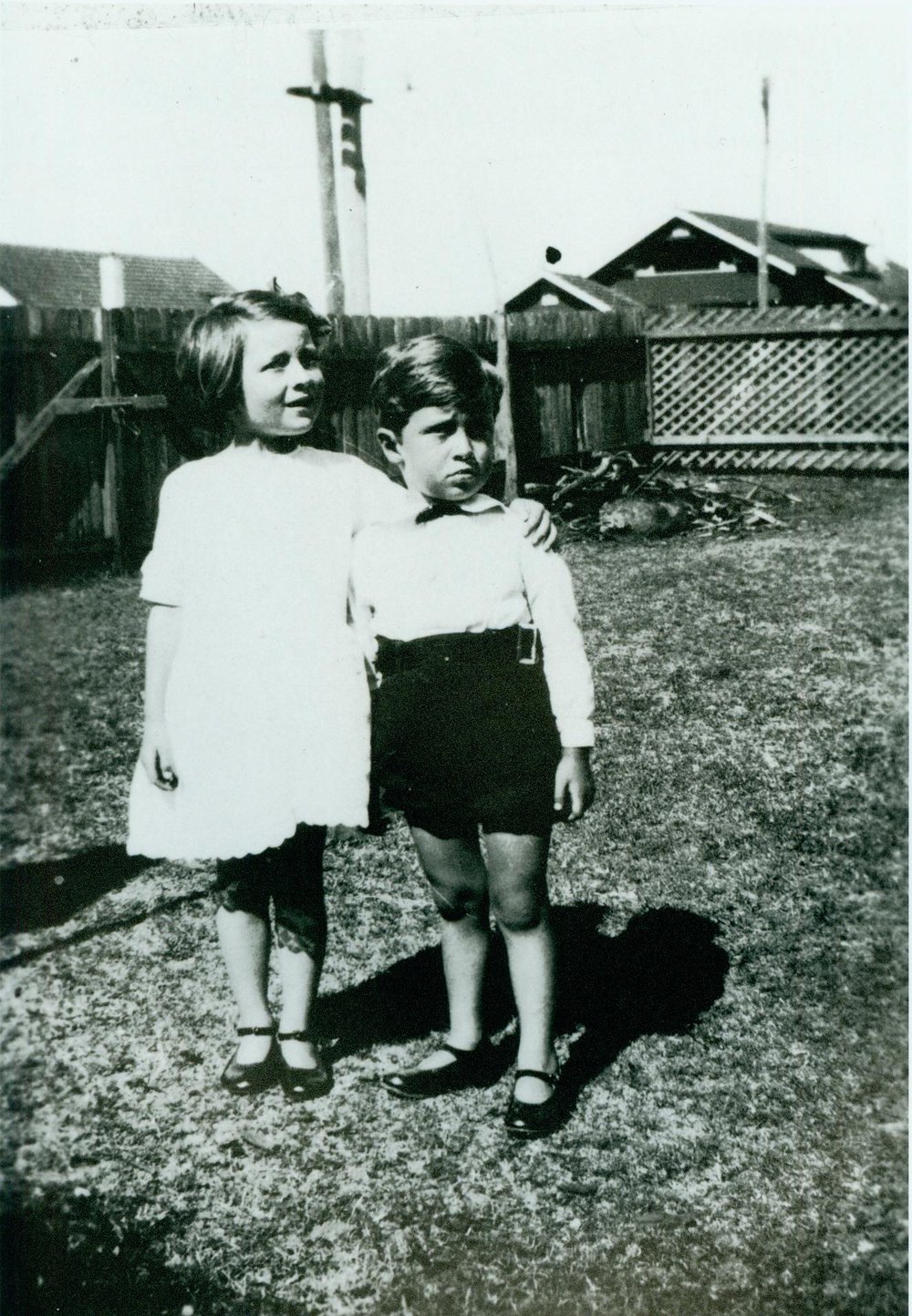 Edith and Keith at Grandma Ware's home at Collaroy