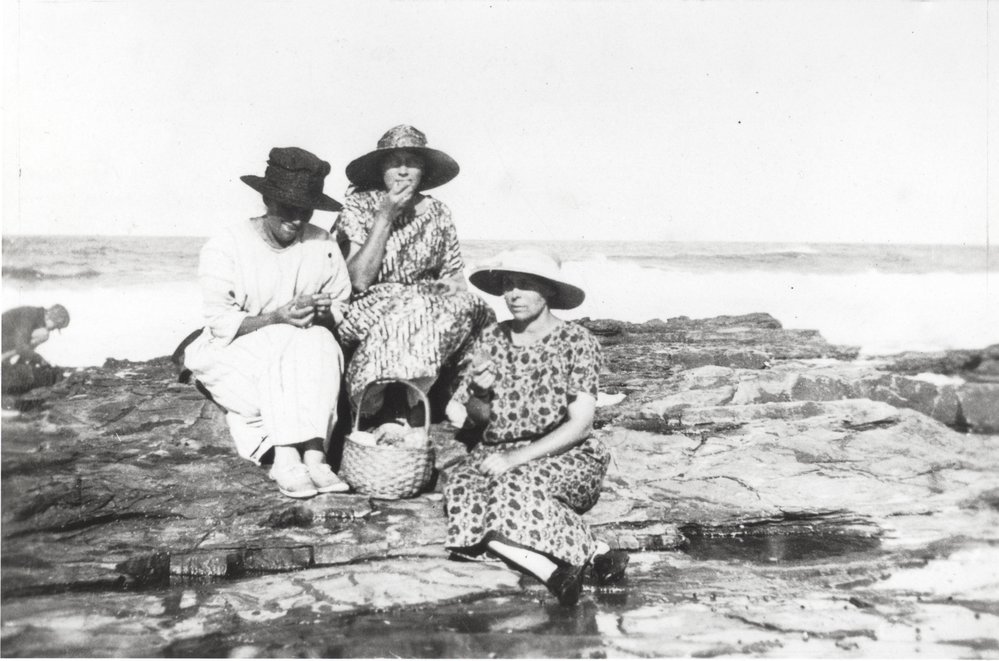 Olive Larkin and Friends on Collaroy Beach