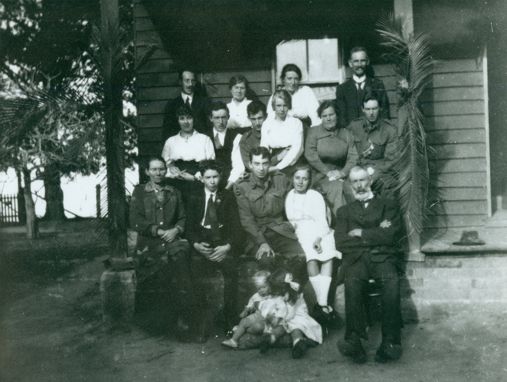 Larkin family, Waratah Farm, Ingleside