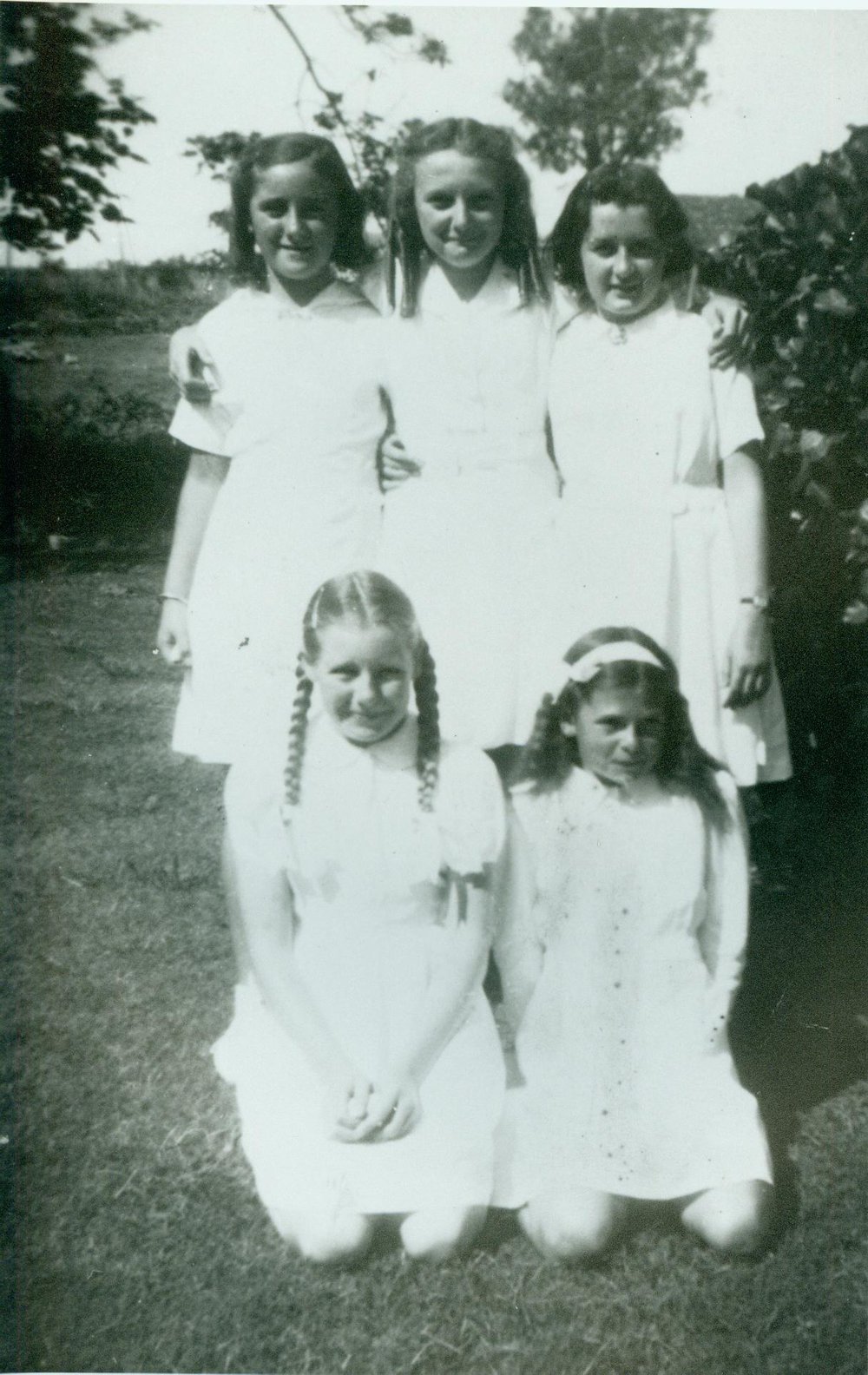 Junior Red Cross members, Narrabeen Public School
