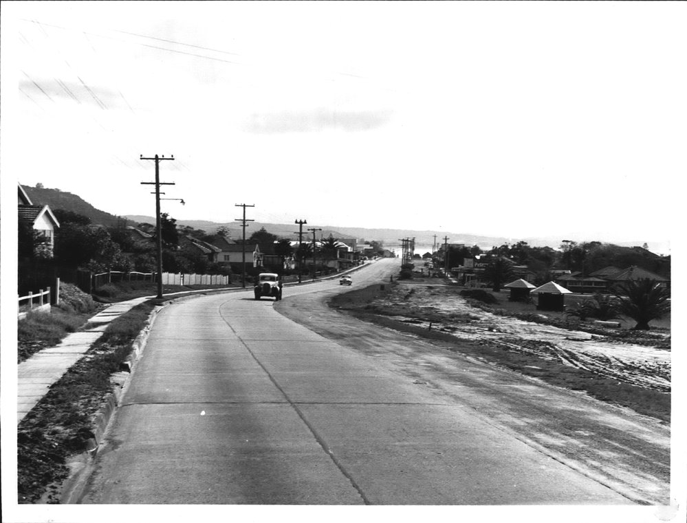 Pittwater Road, Collaroy, 