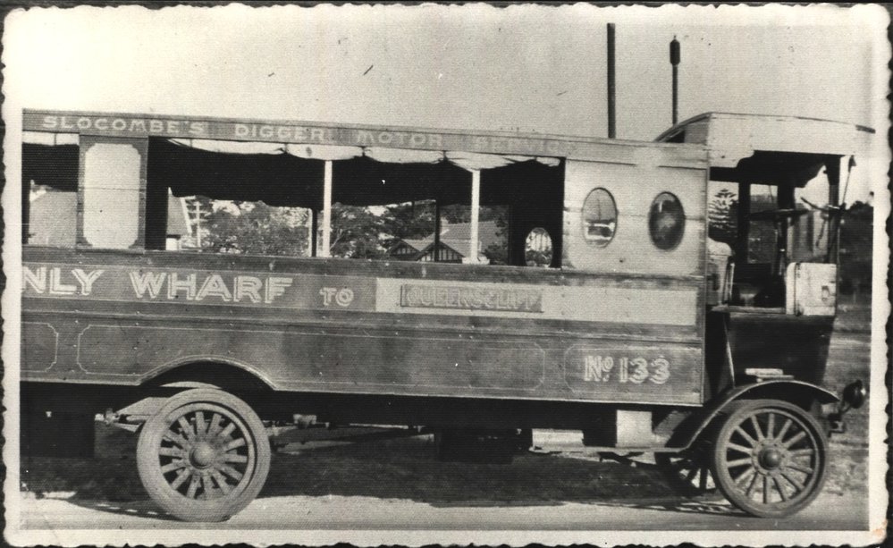 Slocombe's Digger Motor Bus Service
