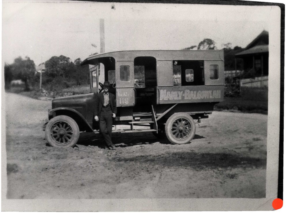Slocombe's Digger Motor Bus Service