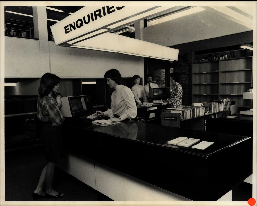 Belrose Library Circulation Desk