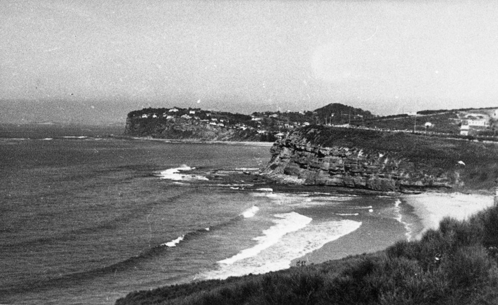 Bilgola Beach, looking south along the coast, c1939