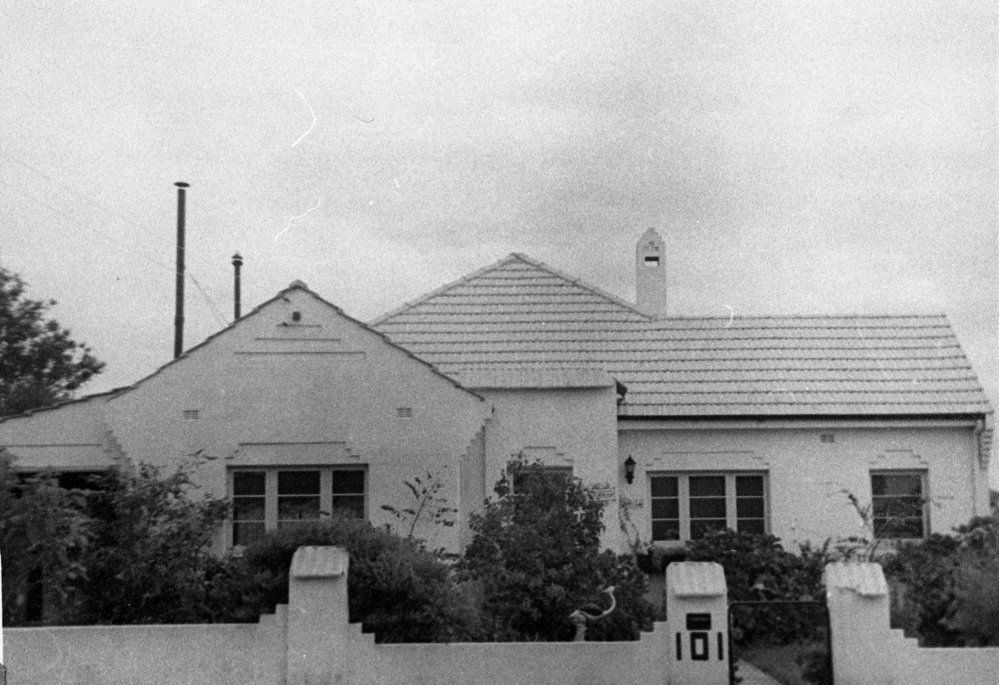 Raffo family home at 101 Wyuna Avenue, Harbord
