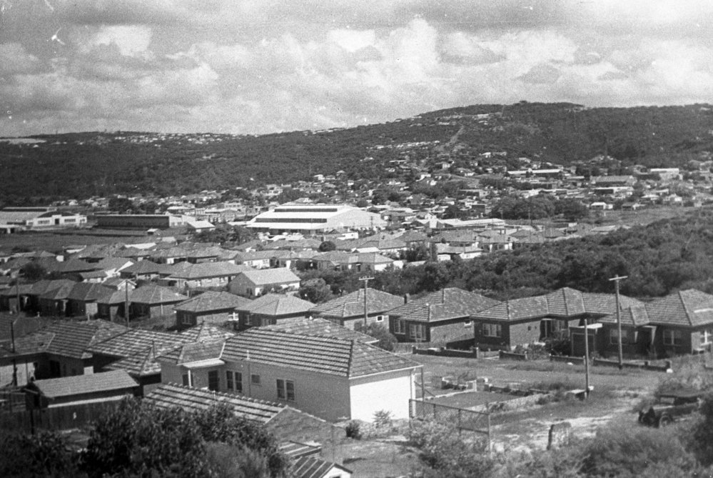 View from Thomas Street, North Manly towards Brookvale