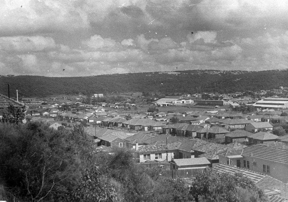 Thomas Street, North Manly, looking west