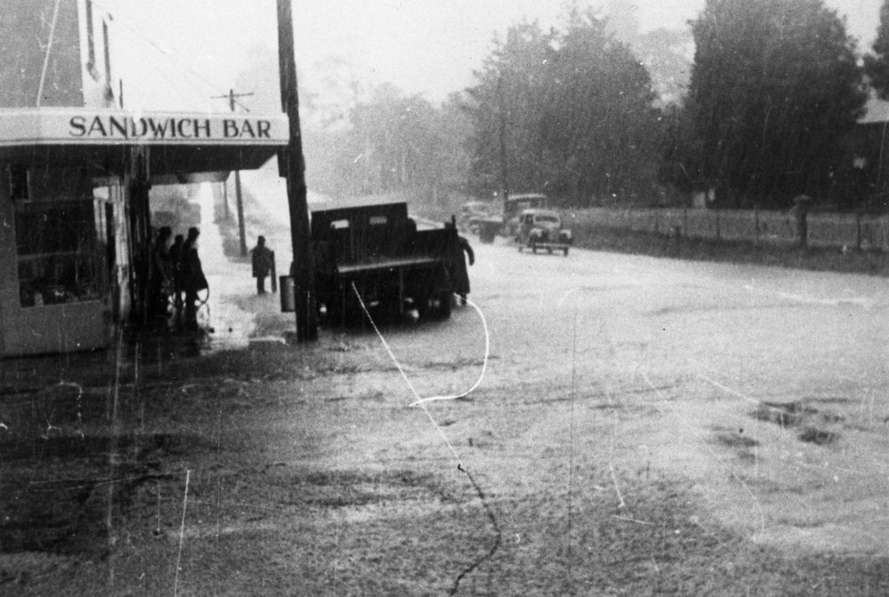 Corner Fisher and Pittwater Roads, Dee Why in flood