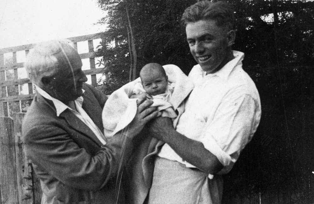 Oscar and Francis Weight with Diana, Dee Why