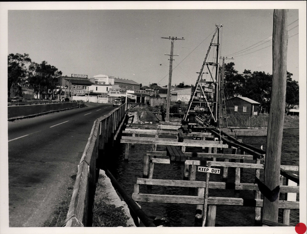 Narrabeen Bridge, Pittwater Road, Under Construction