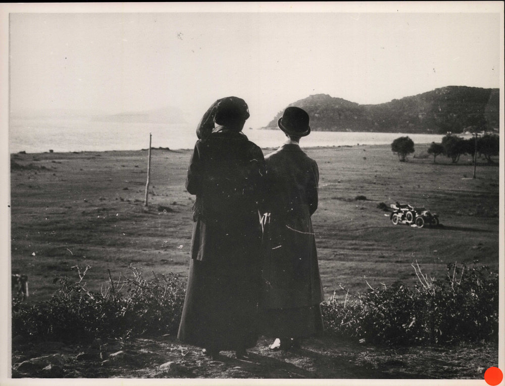 Allen Family on the flat near Barrenjoey, Palm Beach