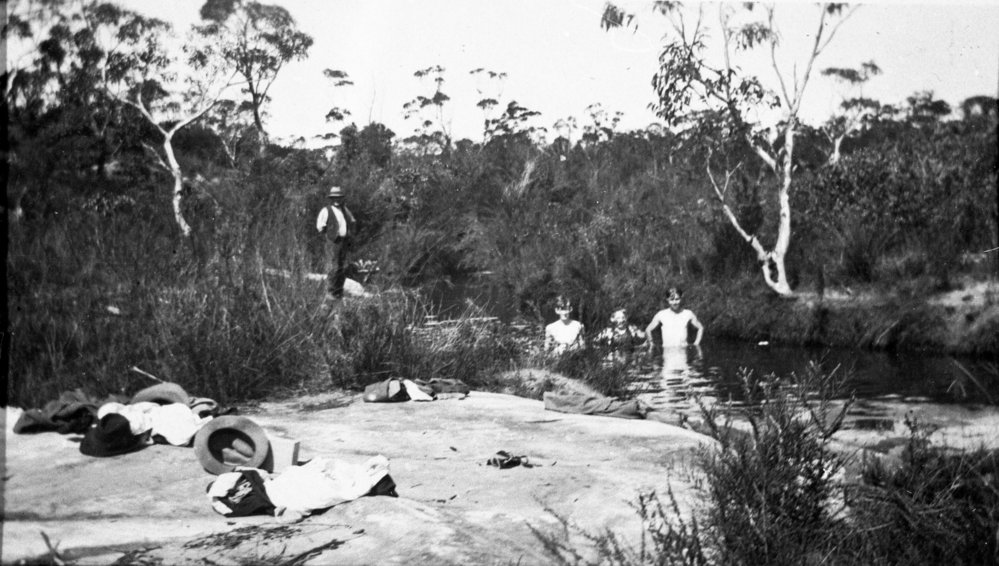 Waterhole below Elm Ave, Belrose
