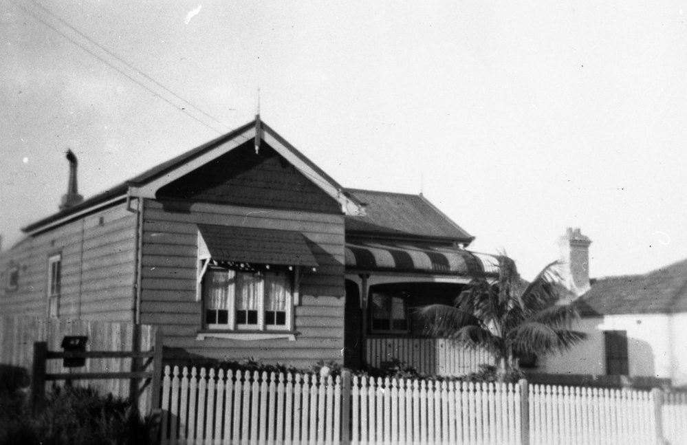 Home of Albert Arthur Sterland, 43 Crown Road Queenscliff