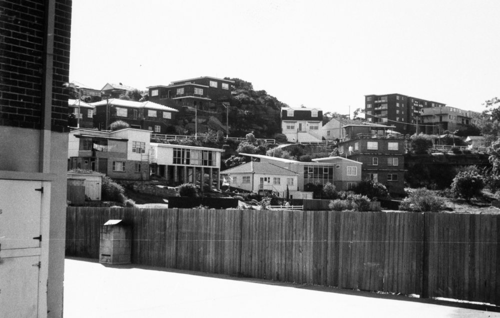 Apartments on Palomar Parade Harbord / Freshwater