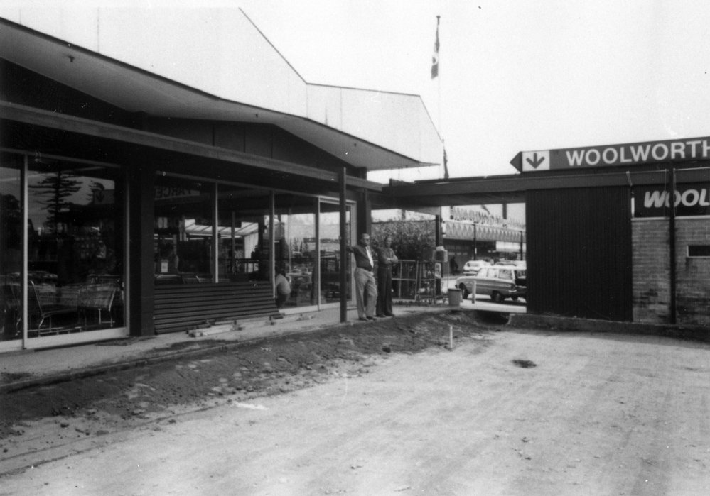 Woolworths, Warringah Mall under construction