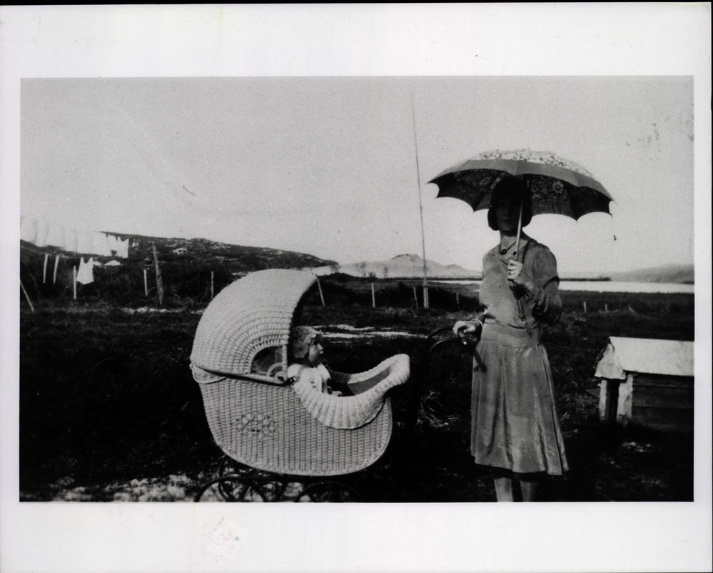 Marjory Phillips with baby Jean, North Curl Curl