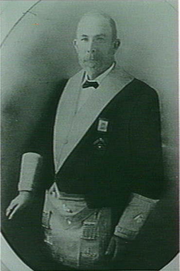 Robert Puffett in masonic regalia, Narrabeen