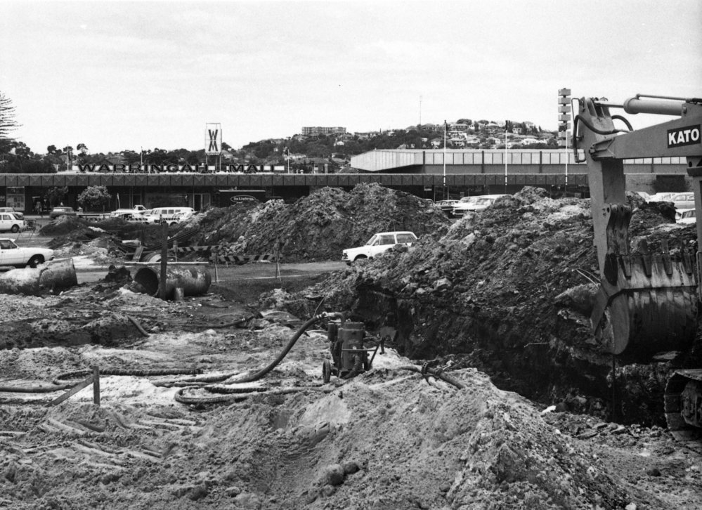 Drainage installation, Warringah Mall