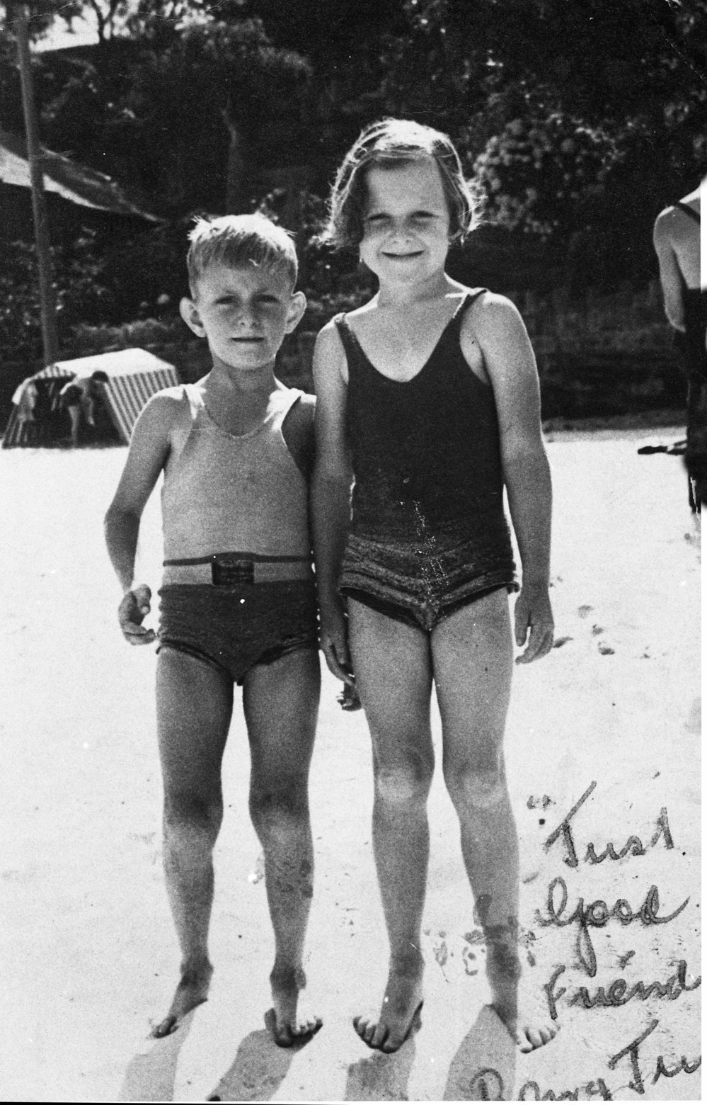 June Collins and Ron Casamento at the beach