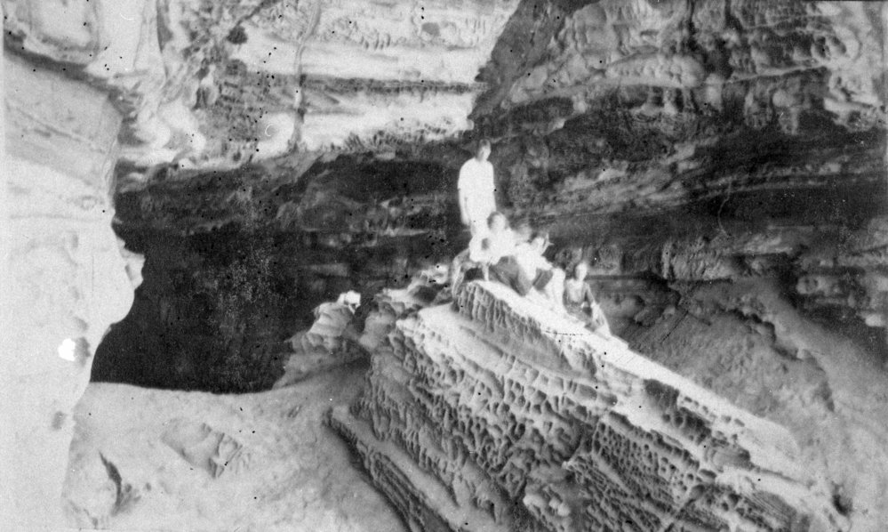 St Michael's Cave, Christmas Day, Avalon Beach