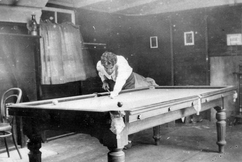 Billiard room, 'Bungania' Newport
