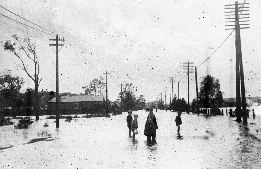 Pittwater Road in flood, North Manly, c 1923