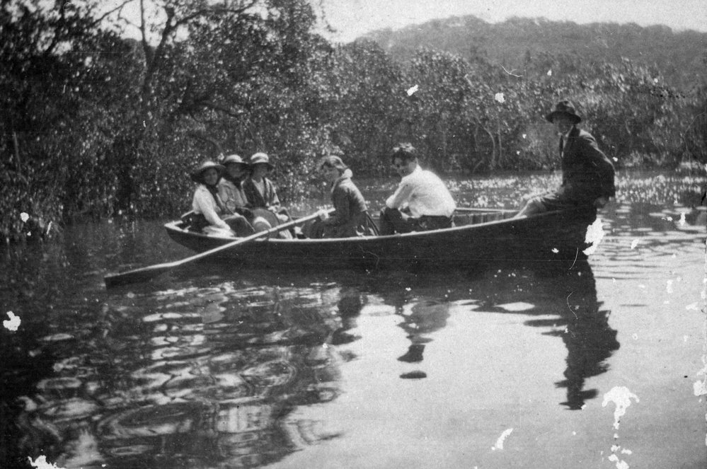 Inglis family and friends boating on Pittwater