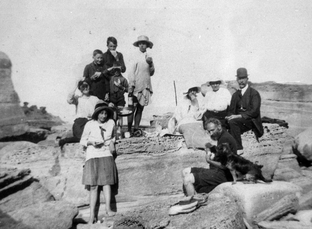 Yewen family picnic, Newport