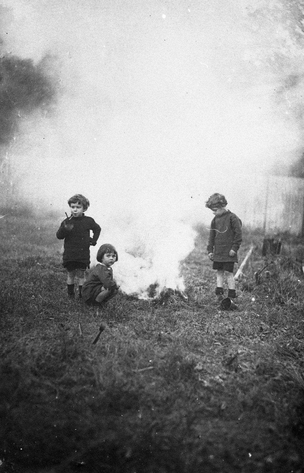 Maclean children lighting a bonfire in North Manly