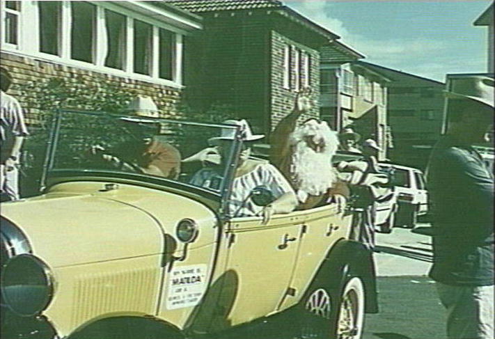 Santa arriving at Stewart House, Curl Curl