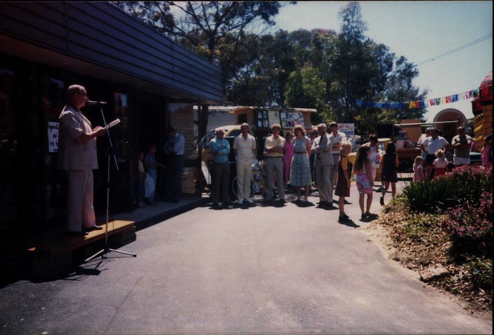 Opening Terrey Hills Community Centre Hall, 1987