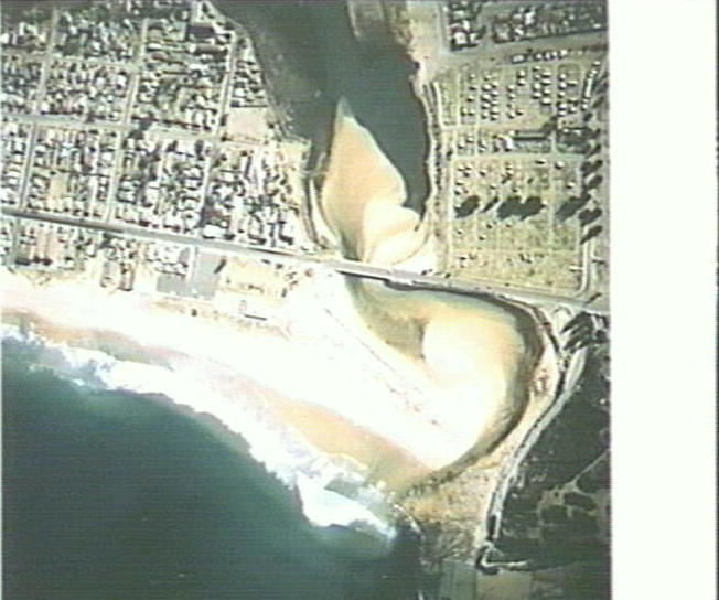 Aerial view of Narrabeen Beach and Lagoon