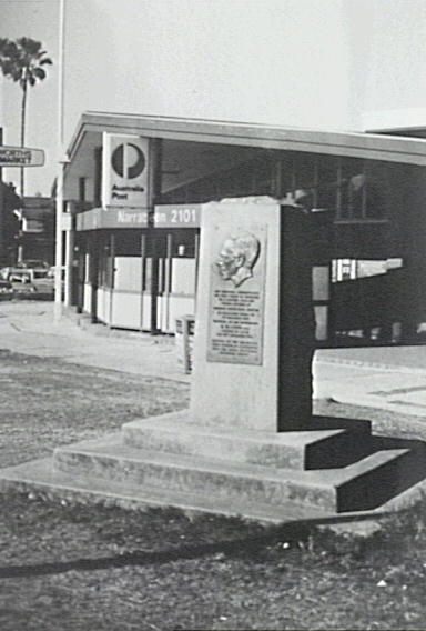 Post Office and George Augustine Taylor memorial, Narrabeen,1990