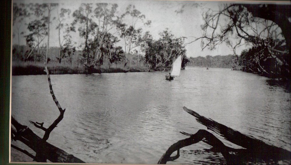 Sailing boat on Middle Creek, Narrabeen