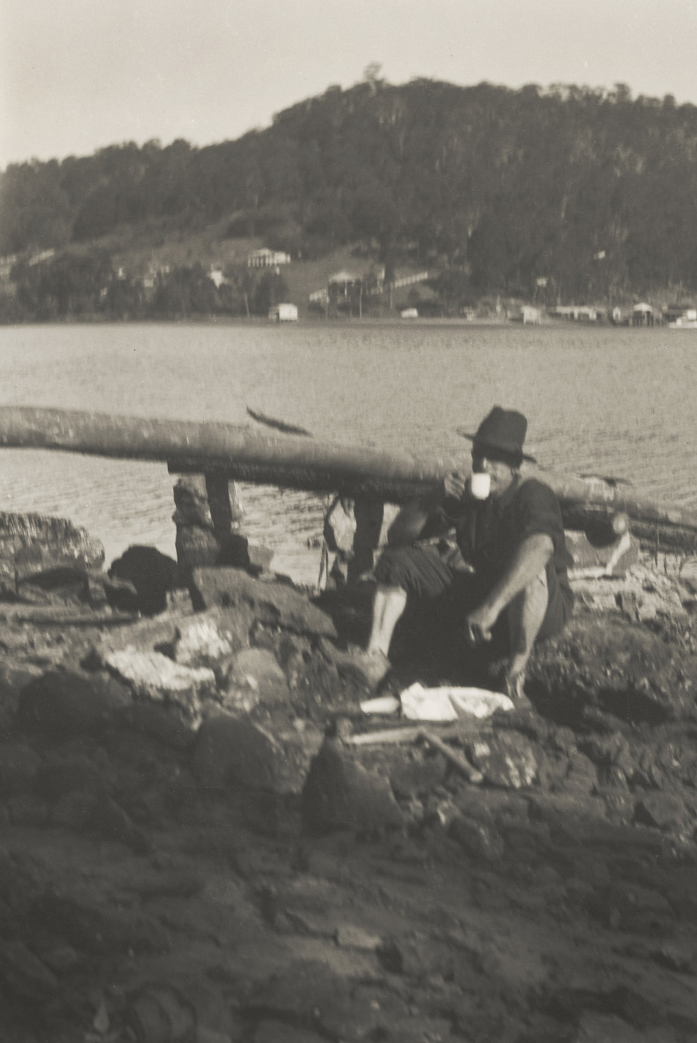 Morning tea time on Scotland Island