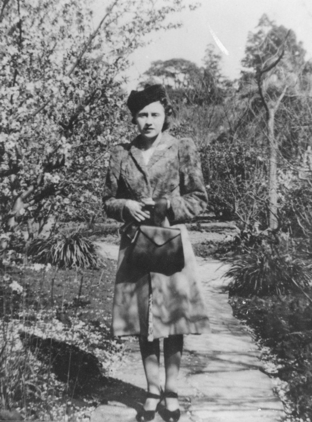 Patricia Duhigg in the Botanic Gardens, Sydney, 1942