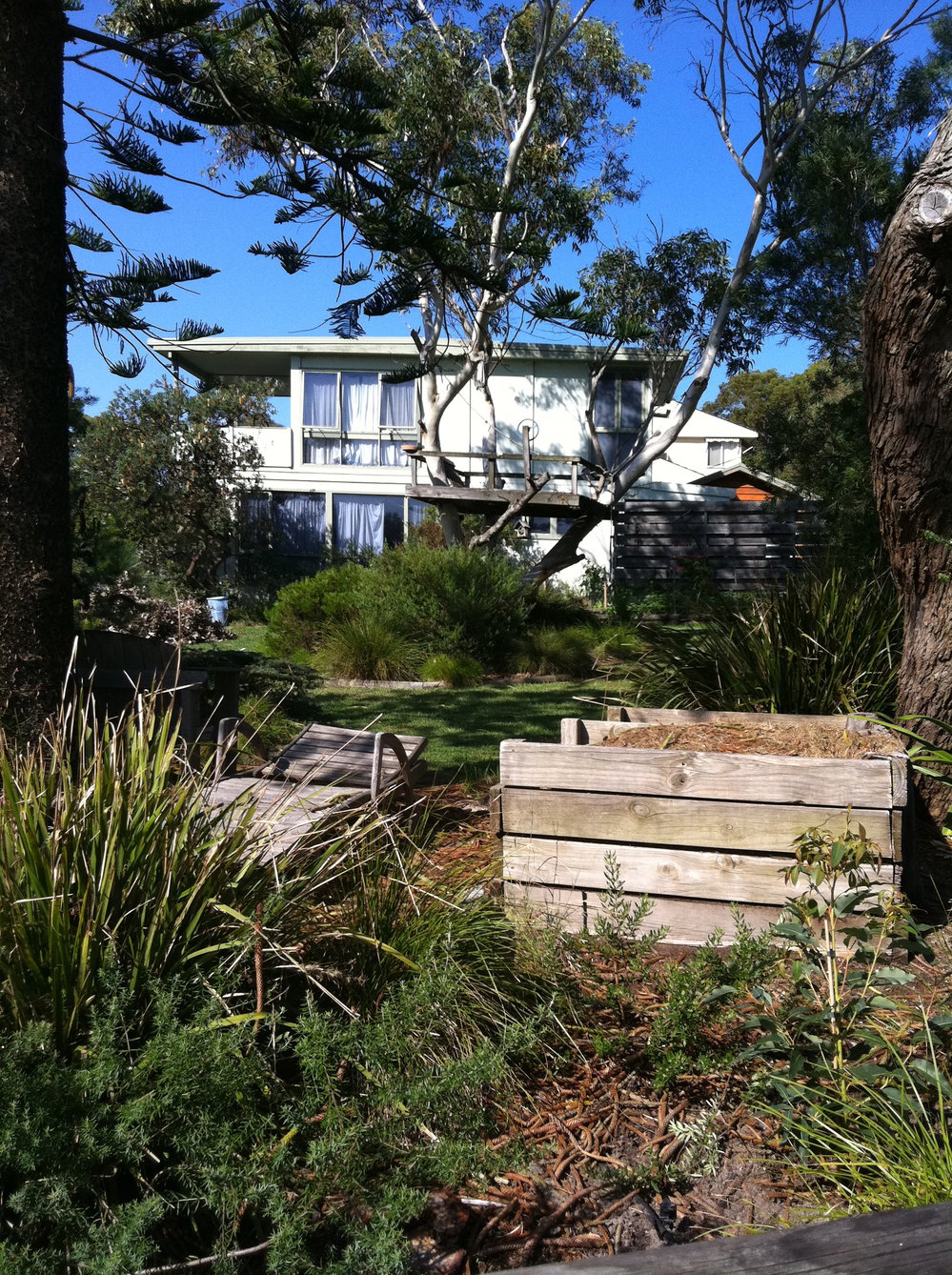 Dwelling in Wyanga Road, Elanora Heights